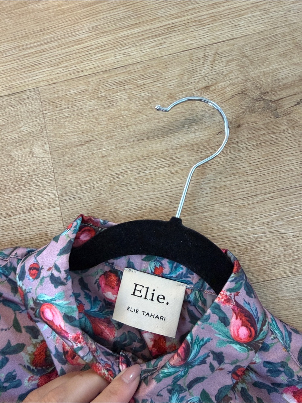 Elie Tahari Pink Floral Button-Down Blouse - Picture 4 of 4